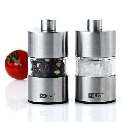 Set van peper-en zoutmolen in inox Duomill van Ad Hoc met tomaat