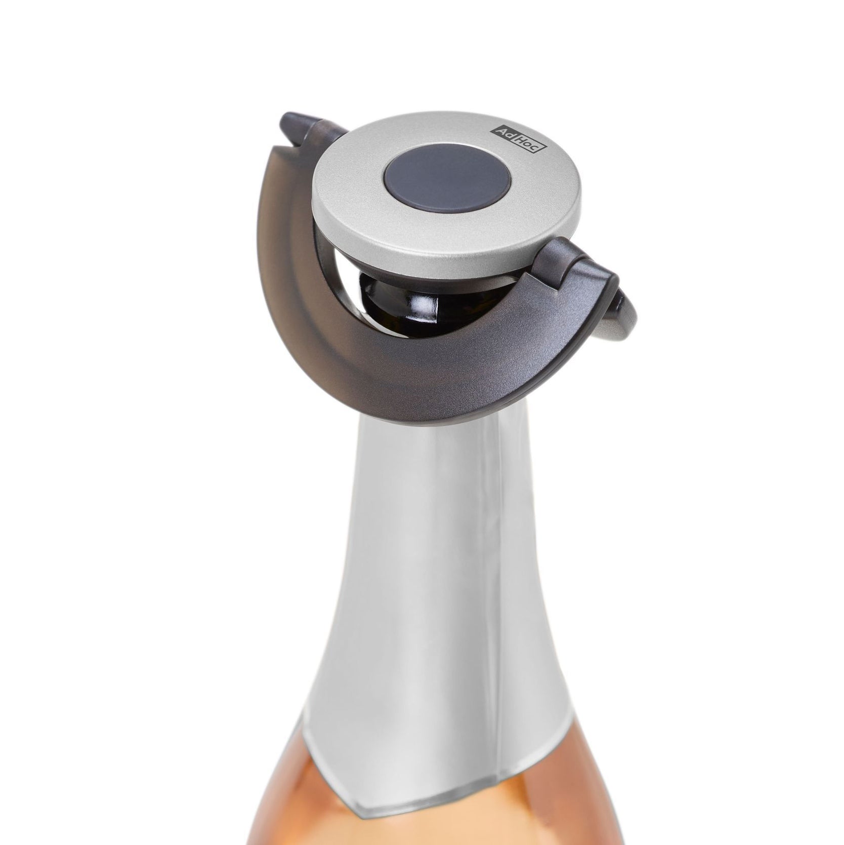 Hals van rosé champagnefles met grijs-zwarte champagnestop Gusto van Ad Hoc